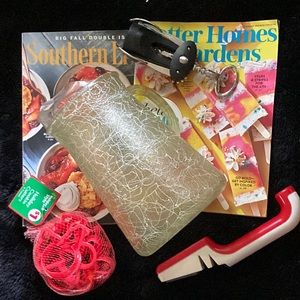 Kitchen bundle of joy! Pitcher, wine opener and knife sharpener, etc.